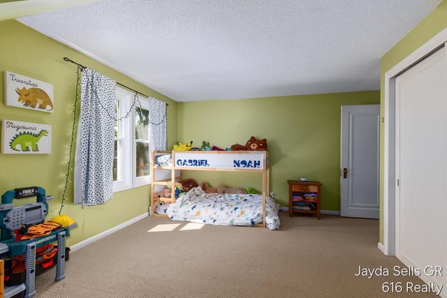 1853 Leonard Street Nw, City Of Grand Rapids, MI 49504