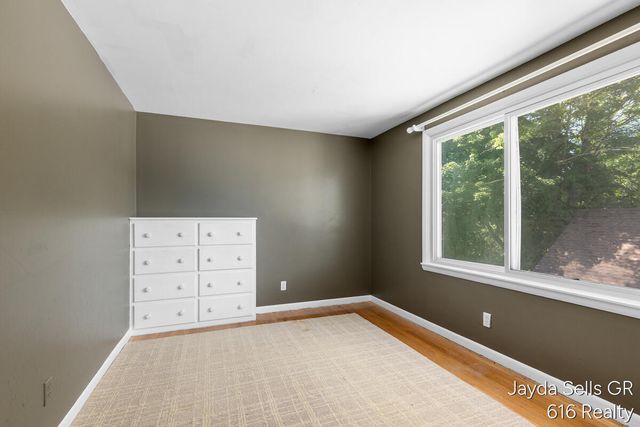 1853 Leonard Street Nw, City Of Grand Rapids, MI 49504
