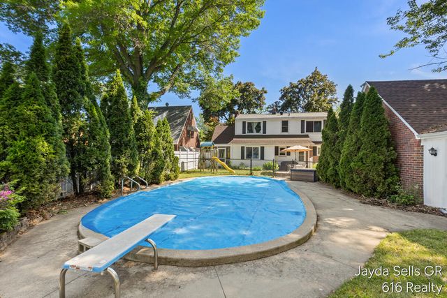 1853 Leonard Street Nw, City Of Grand Rapids, MI 49504