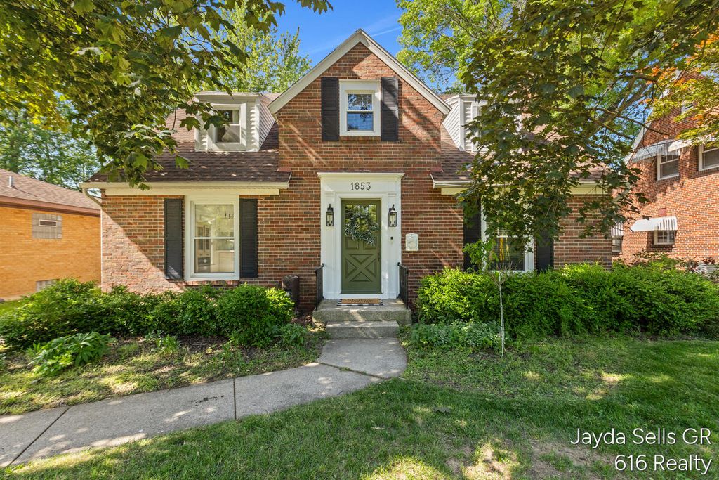 1853 Leonard Street Nw, City Of Grand Rapids, MI 49504
