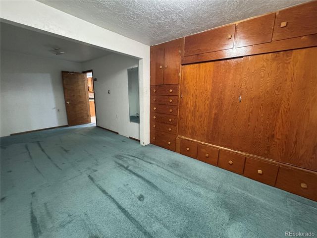 10 N Stewart Street, Keenesburg, CO 80643