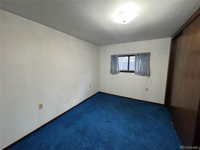 10 N Stewart Street, Keenesburg, CO 80643