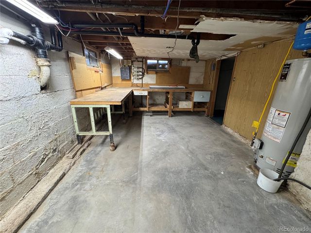 10 N Stewart Street, Keenesburg, CO 80643