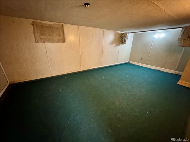 10 N Stewart Street, Keenesburg, CO 80643