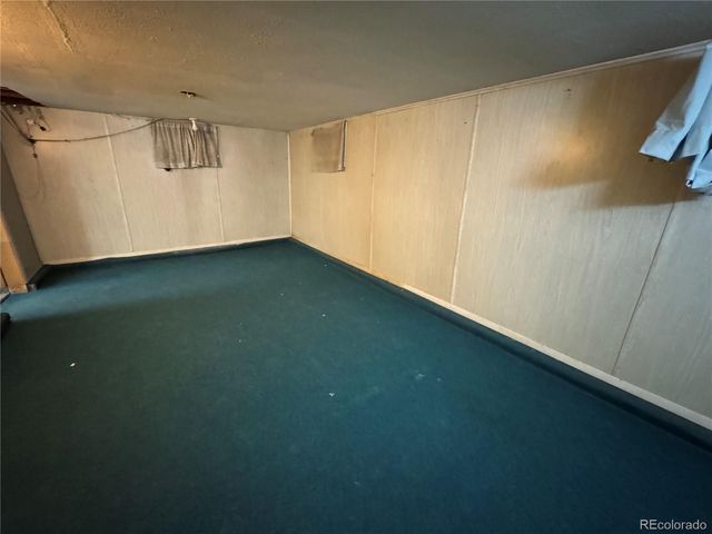 10 N Stewart Street, Keenesburg, CO 80643