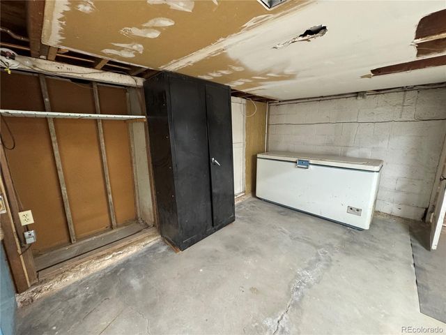 10 N Stewart Street, Keenesburg, CO 80643