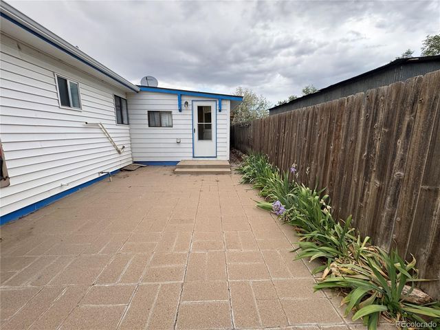 10 N Stewart Street, Keenesburg, CO 80643