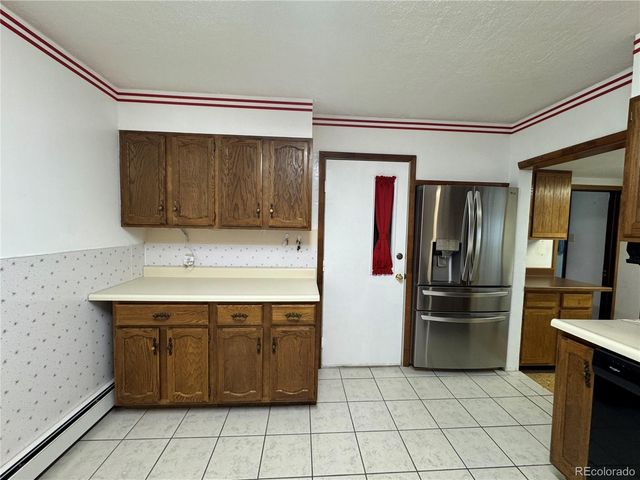 10 N Stewart Street, Keenesburg, CO 80643