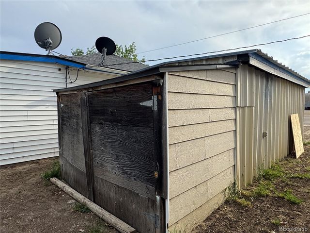10 N Stewart Street, Keenesburg, CO 80643