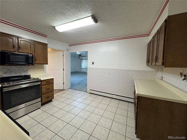 10 N Stewart Street, Keenesburg, CO 80643