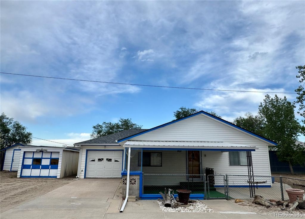 10 N Stewart Street, Keenesburg, CO 80643