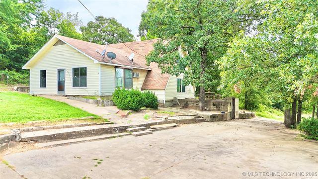 30813 W Beaver Mountain Road, Stigler, OK 74462