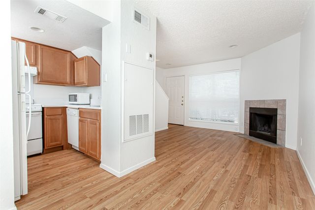 1901 N Fitzhugh Avenue 20, Dallas, TX 75204