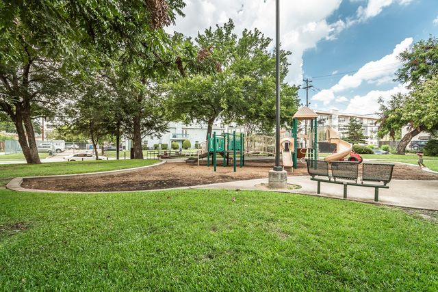 1901 N Fitzhugh Avenue 20, Dallas, TX 75204