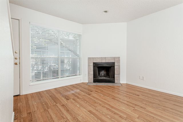 1901 N Fitzhugh Avenue 20, Dallas, TX 75204