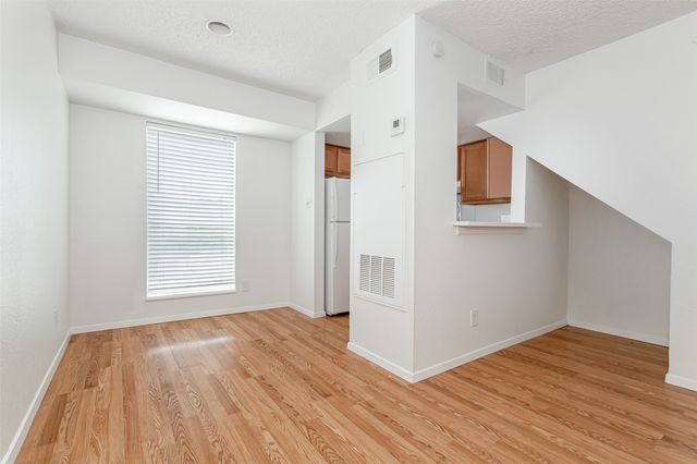 1901 N Fitzhugh Avenue 20, Dallas, TX 75204