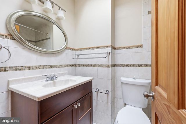 106 E CHELTENHAM AVE, Philadelphia, PA 19120