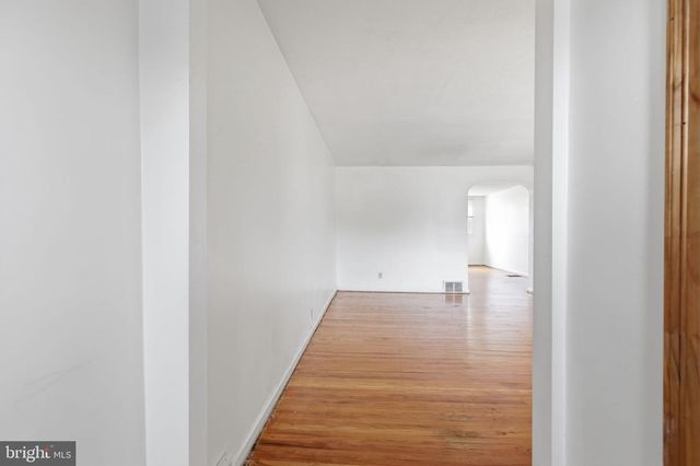 106 E CHELTENHAM AVE, Philadelphia, PA 19120