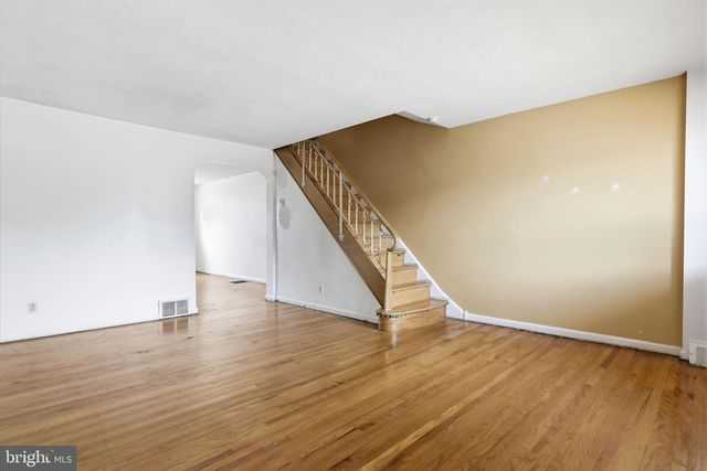 106 E CHELTENHAM AVE, Philadelphia, PA 19120