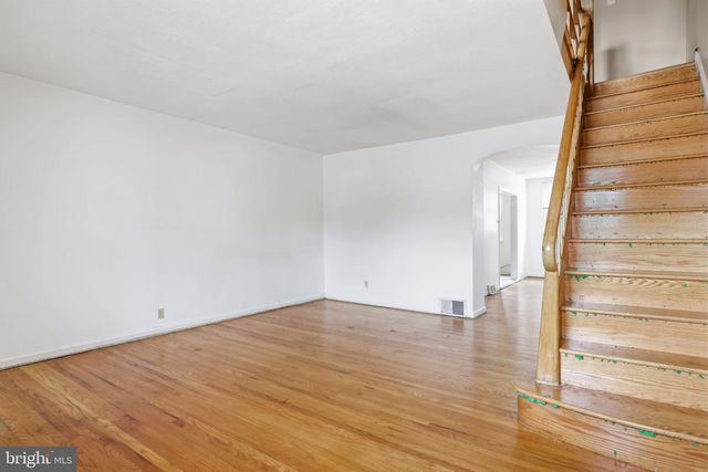 106 E CHELTENHAM AVE, Philadelphia, PA 19120