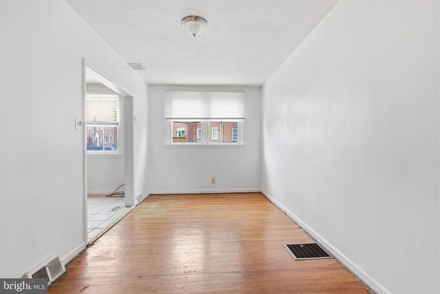 106 E CHELTENHAM AVE, Philadelphia, PA 19120