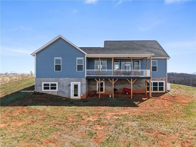282 Howell Road, Pilot Mountain, NC 27041