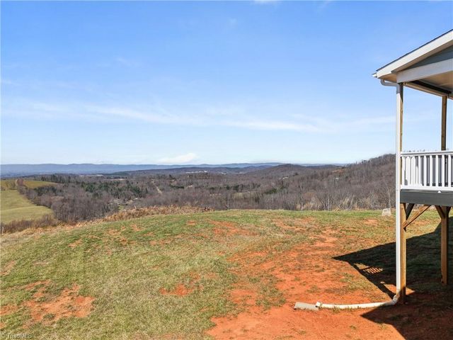 282 Howell Road, Pilot Mountain, NC 27041