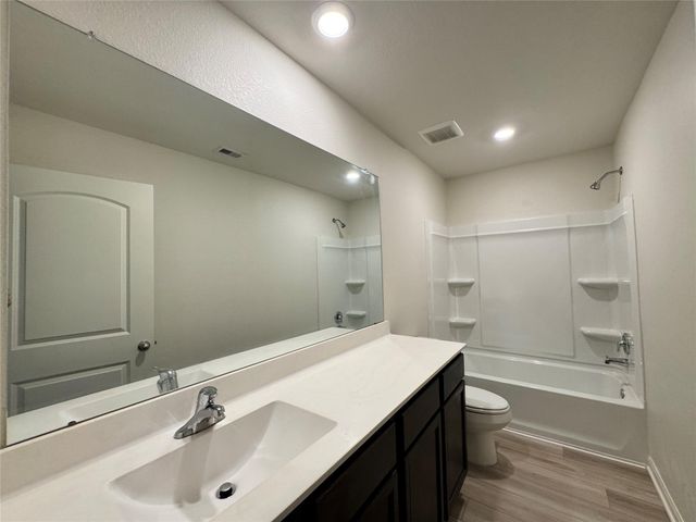 7922 Vacek Meadows Loop, Richmond, TX 77469