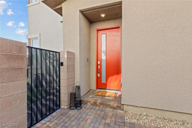 692 Echelon Street, Las Vegas, NV 89138