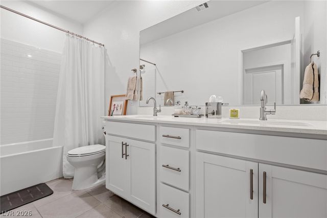 692 Echelon Street, Las Vegas, NV 89138