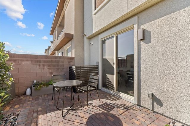692 Echelon Street, Las Vegas, NV 89138