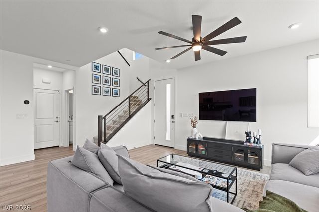 692 Echelon Street, Las Vegas, NV 89138