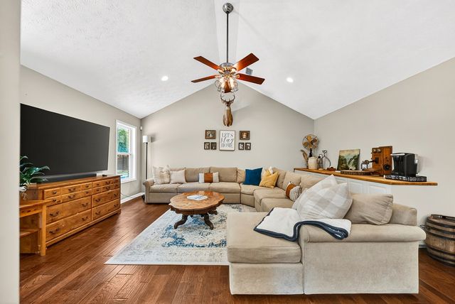 12630 Warm Springs Road, Ellerslie, GA 31807