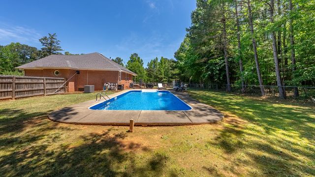 12630 Warm Springs Road, Ellerslie, GA 31807