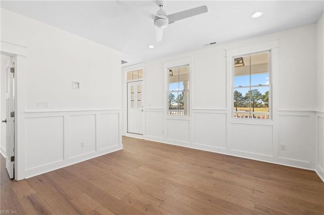 214 Muirfield DR, Cape Charles, VA 23310