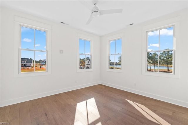 214 Muirfield DR, Cape Charles, VA 23310