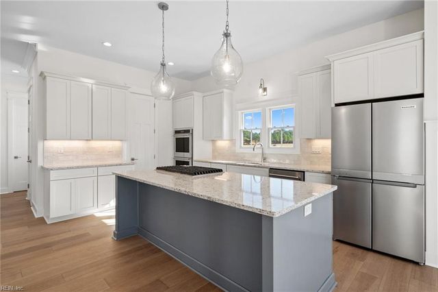 214 Muirfield DR, Cape Charles, VA 23310