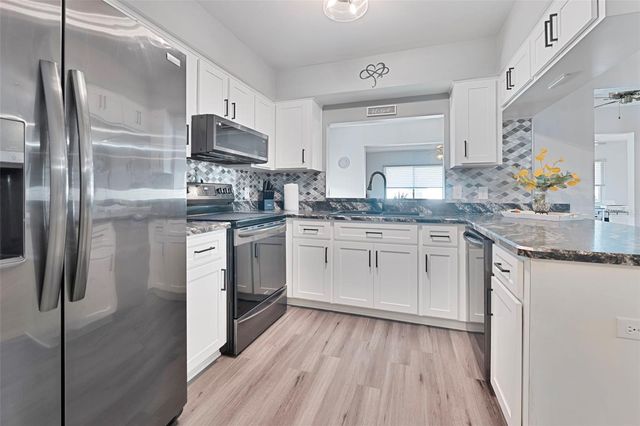 3658 HIGHLAND FAIRWAYS BOULEVARD, Lakeland, FL 33810