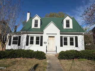 510 S 4th Street, Smithfield, NC 27577