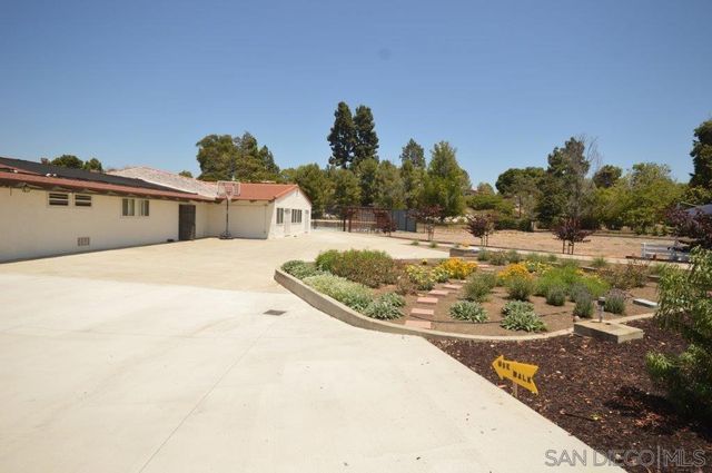 16590 Casero, San Diego, CA 92128