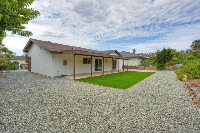16590 Casero, San Diego, CA 92128