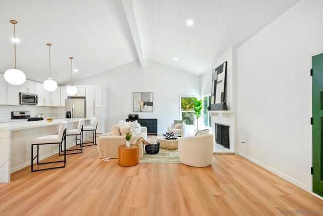 16590 Casero, San Diego, CA 92128