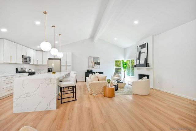 16590 Casero, San Diego, CA 92128