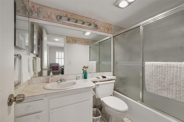 691 S Hollybrook Drive 304, Pembroke Pines, FL 33025