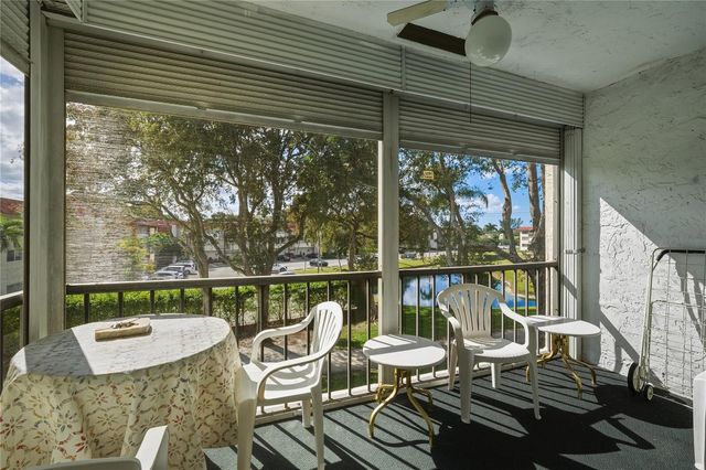 691 S Hollybrook Drive 304, Pembroke Pines, FL 33025