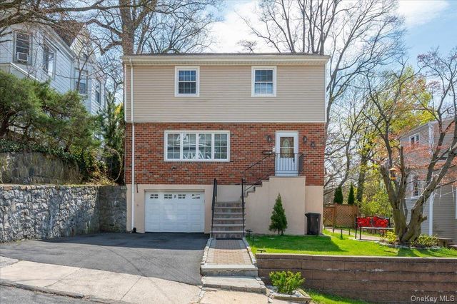 8 Arthur Street, Yonkers, NY 10701