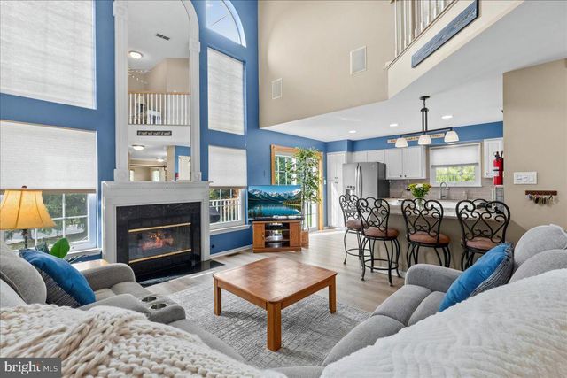 19 AUGUSTA LN, Blackwood, NJ 08012