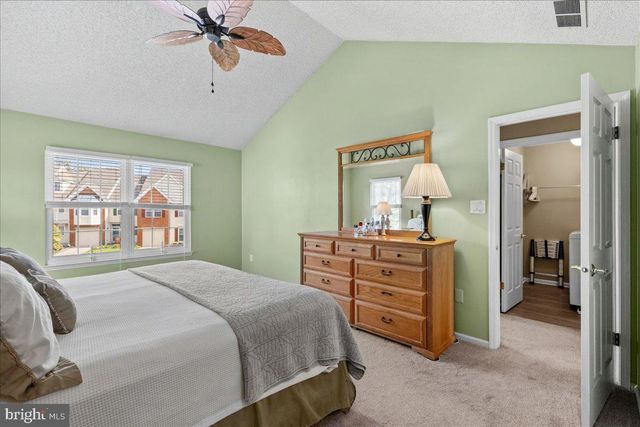 19 AUGUSTA LN, Blackwood, NJ 08012