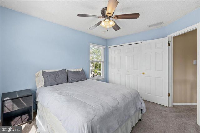 19 AUGUSTA LN, Blackwood, NJ 08012