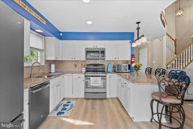 19 AUGUSTA LN, Blackwood, NJ 08012